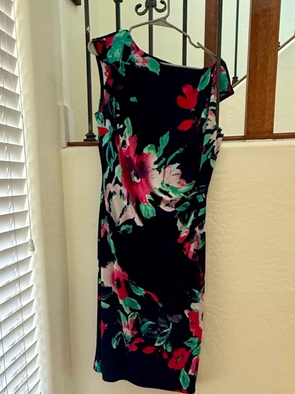 Beautiful Ralph Lauren
-Floral Print Women's Dress